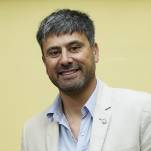 Santiago Escalada - Director General